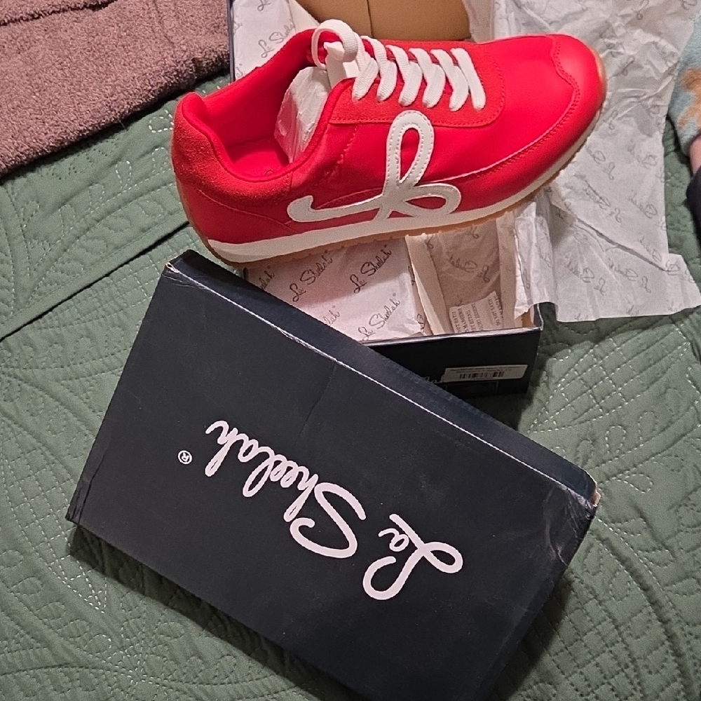 Red Women's Sneakers